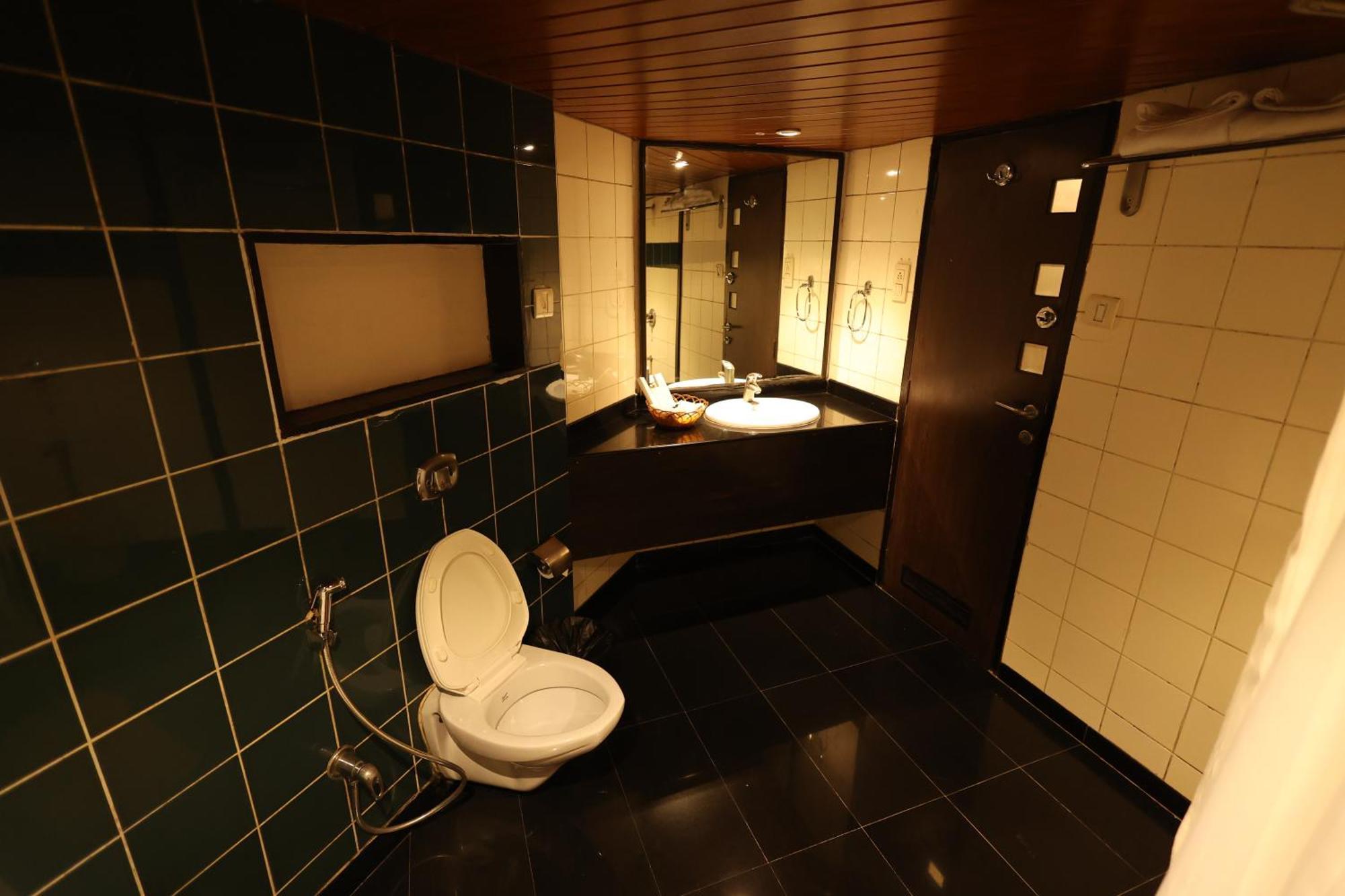 Quaint Suites Hotel & Banquet Mumbai Luaran gambar