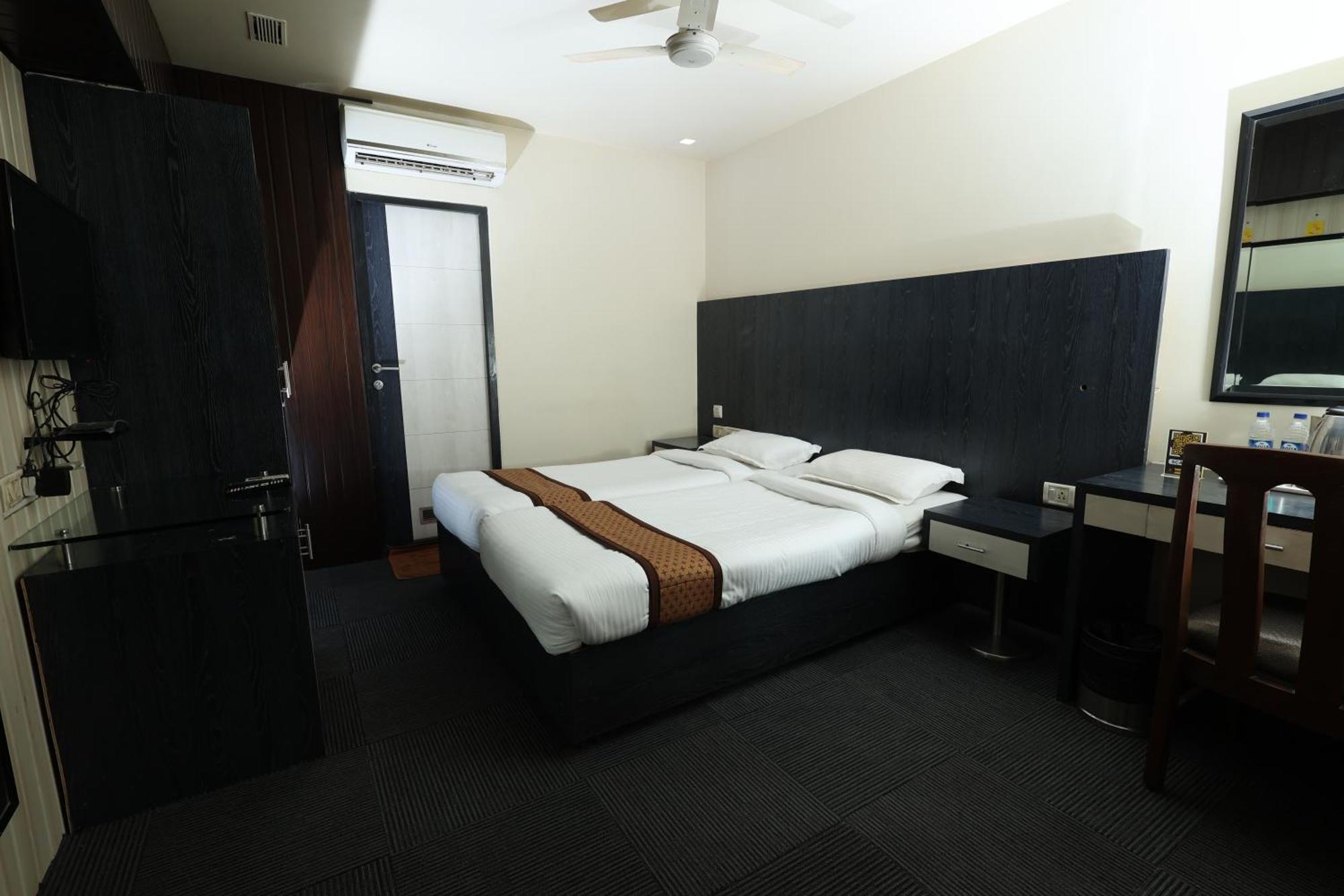 Quaint Suites Hotel & Banquet Mumbai Luaran gambar
