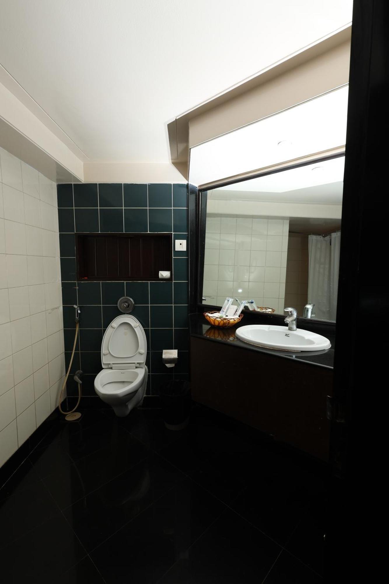 Quaint Suites Hotel & Banquet Mumbai Luaran gambar