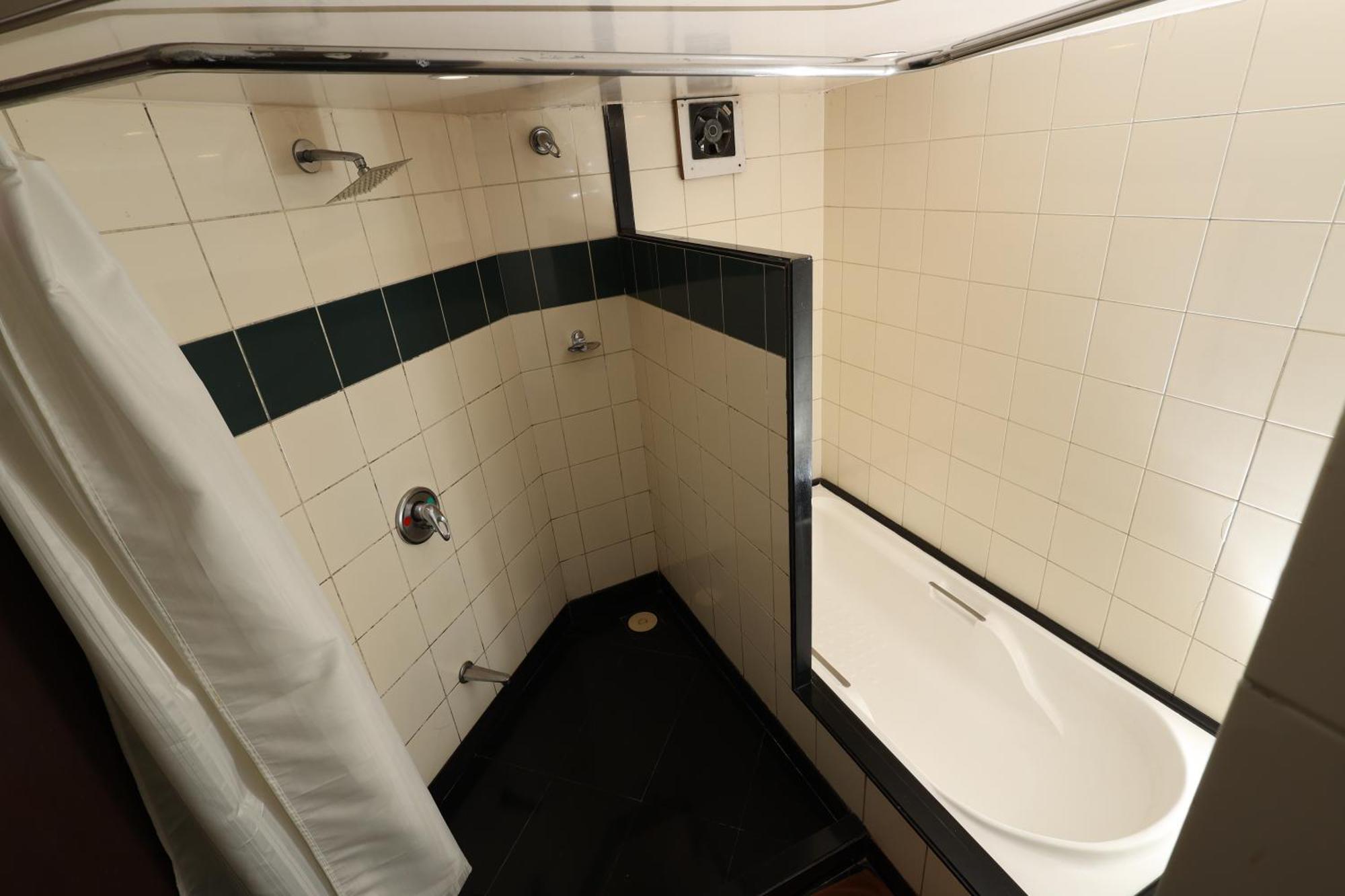 Quaint Suites Hotel & Banquet Mumbai Luaran gambar